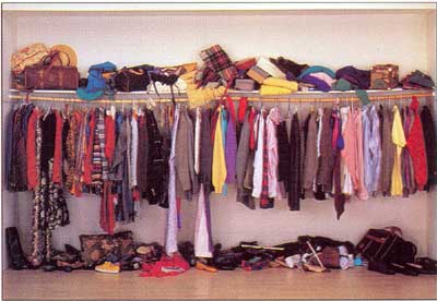messy-closet1
